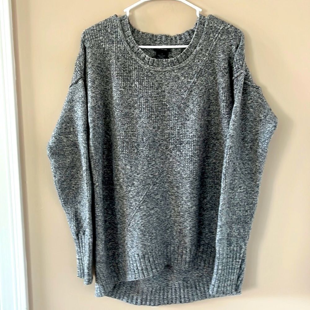 Womens’ Calvin Klein Sweater Size  L